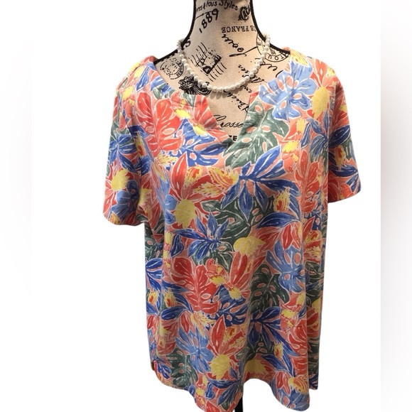 Kim Roger’s 1X Floral Multicolor Women's Top Coastal Beachy V-Neck S/S - Picture 1 of 5